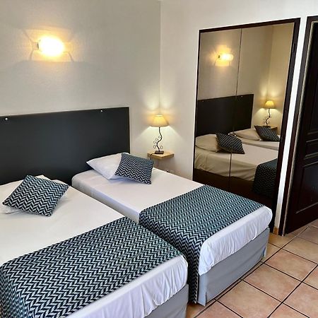 Logis Hotel Les II Mas - Perpignan Sud Cabestany ภายนอก รูปภาพ