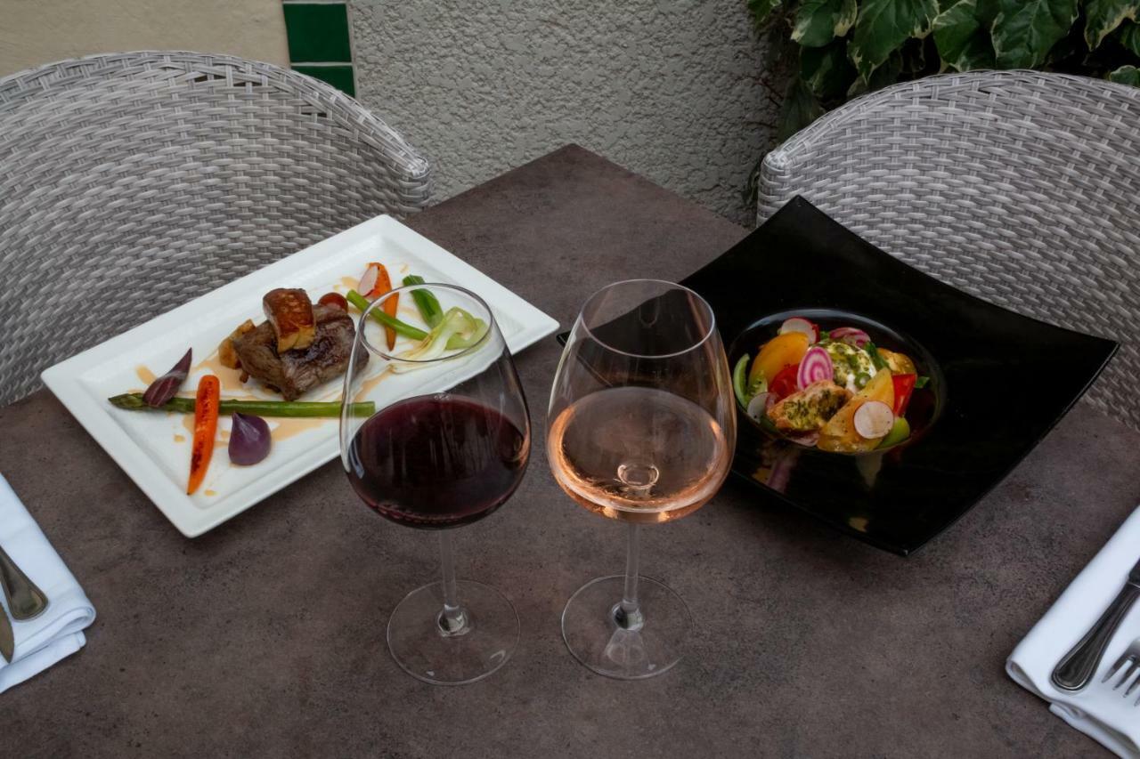 Logis Hotel Les II Mas - Perpignan Sud Cabestany ภายนอก รูปภาพ